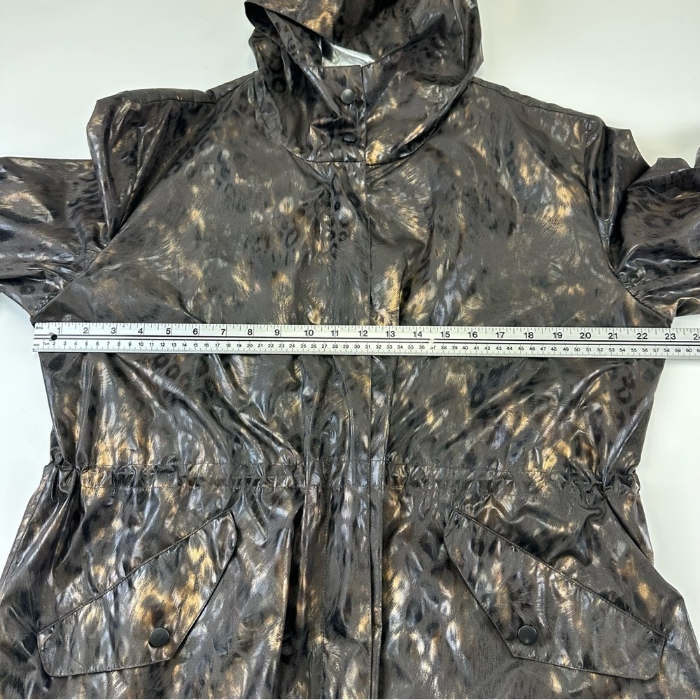 Nikki Jones cheetah hooded rain jacket Womens L-XL
Packable Travel brown bronze - Picture 9 of 14